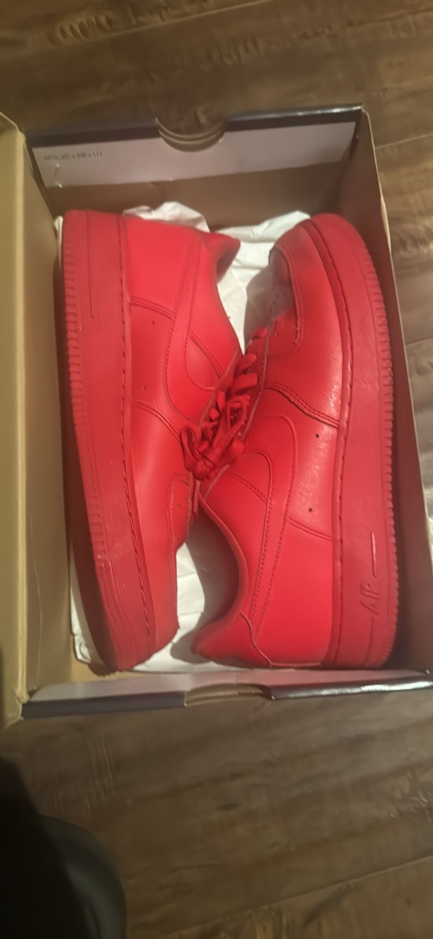 Size 8 Triple Red University Red Air Force 1s 