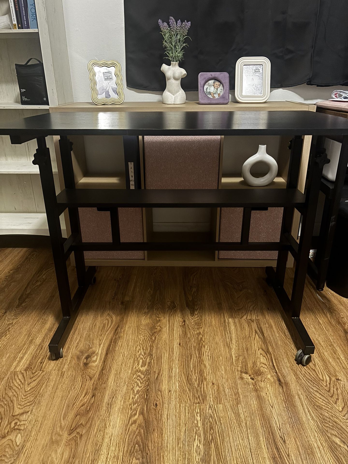 Standing Desk With Adjustable Height