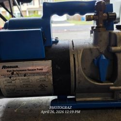 Vacuum pump