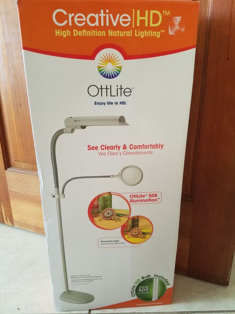 Price Reduced CreativeHD OttLite W9437T-SHPR 18-watt Easy View Floor Lamp,