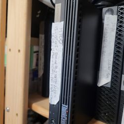 10thGen Lenovo m70q i5-10500 | 256NVMe | 8Gb | 11Pro | Charger | WiFi | HDMi | DisplayPort