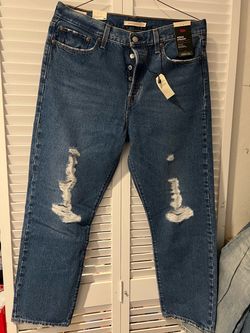 NWT! Levi's Wedgie Straight Womens Jeans Size 32 Blue Denim High Rise Distressed