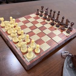 Brand new magnetic chess set