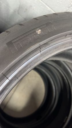 255/40/21 tires