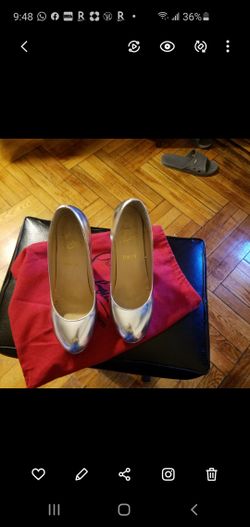 CL Authentic Red Bottoms Size 10