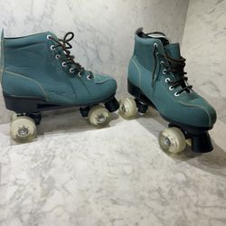 Women’s Roller Skates