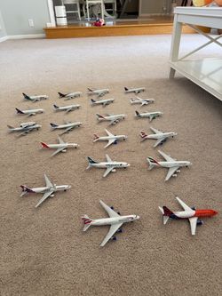 Diecast Airline Model Planes Collection – 20+ Pieces