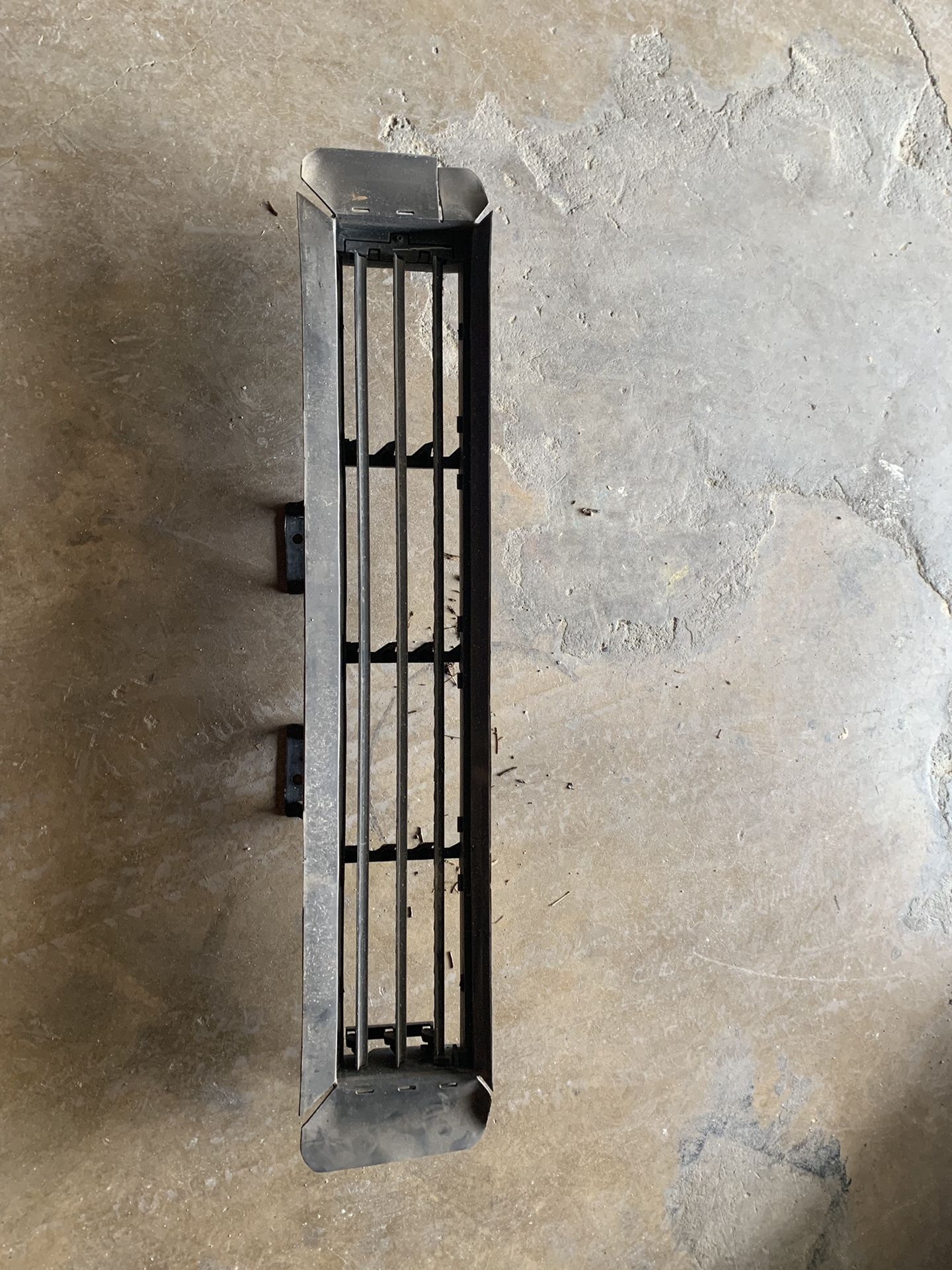 2016 Nissan Altima grille shutter actuator