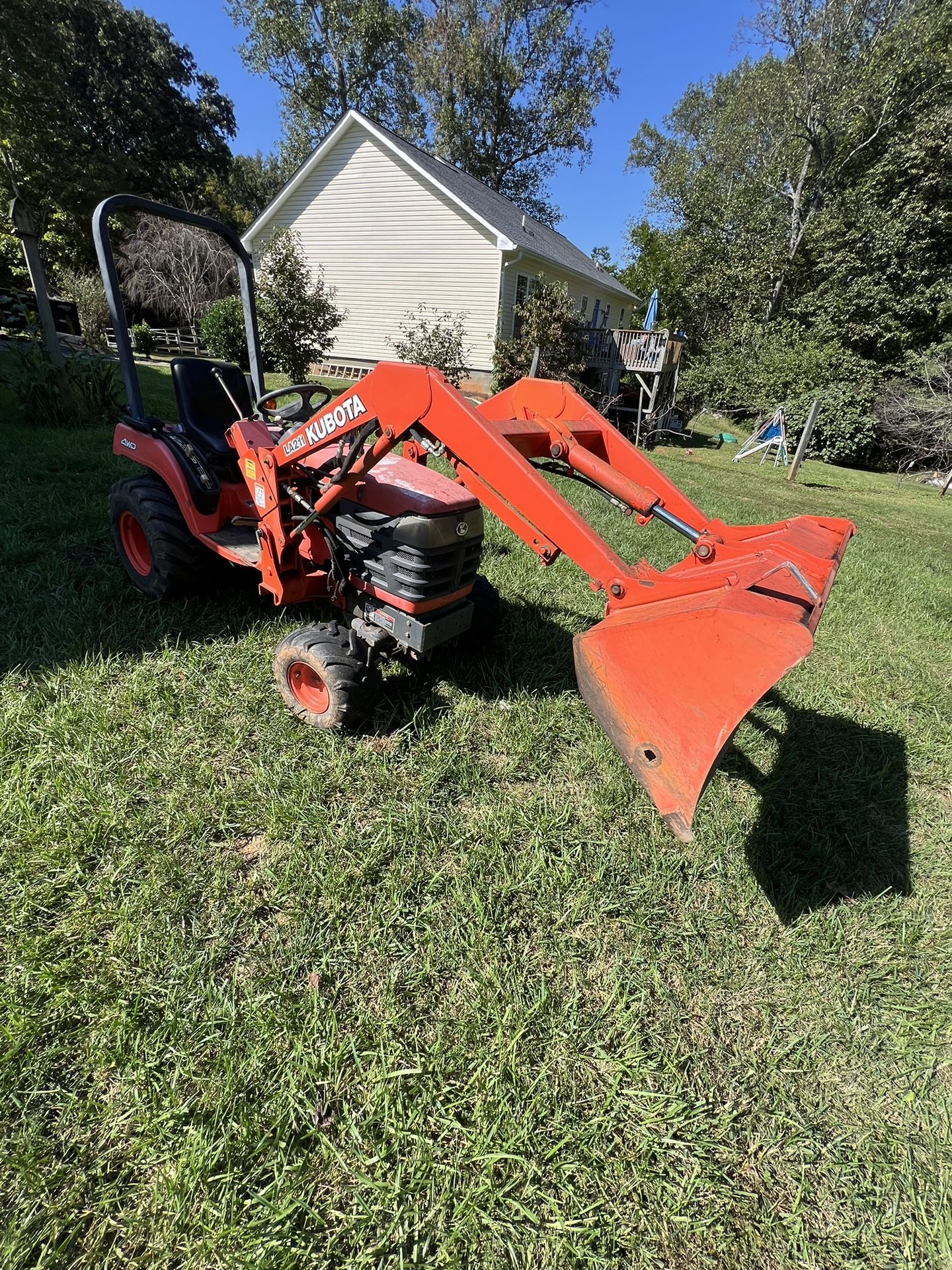 Kunitz Tractor Bx2200