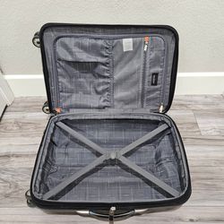 Ricardo Beverly Hills Polycarbonate Luggage Gray 