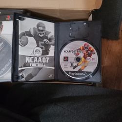 Ps2  Ncaa Football 07