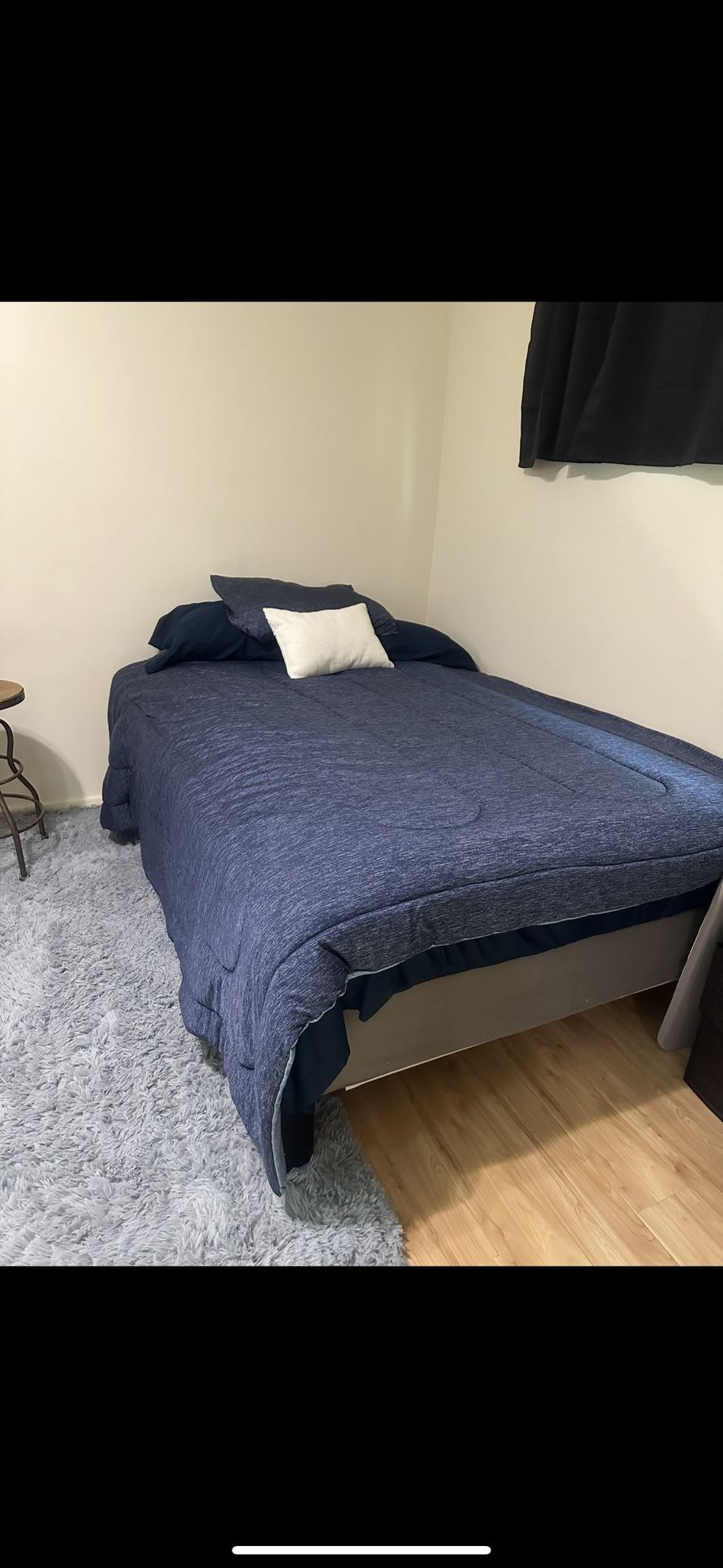 Full Size Bed