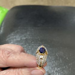 Gold Tone Ring W/sapphire & White Brilliant Cubic Stones Size 9