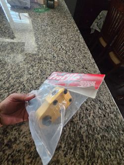 Gold profile quil stem