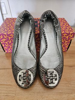 Tory Burch Reva Ballet Flats Silver Metallic Leather Size 8 Authentic