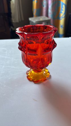Vintage Fenton pedestal bud vase