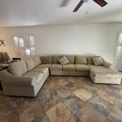 Large 3 Piece Sectional 