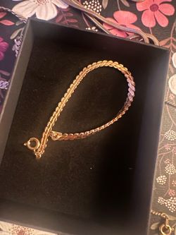 bracelet
