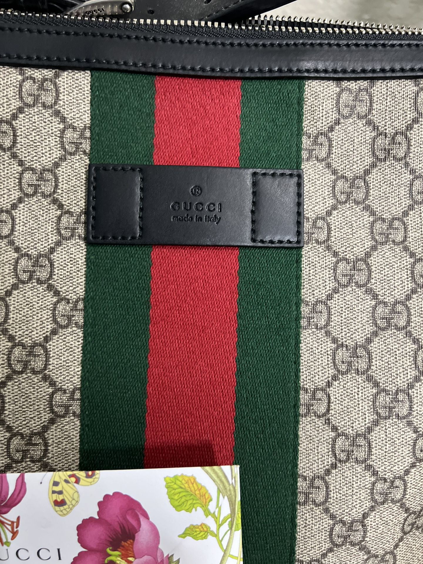 Gucci Cross Body Bag 