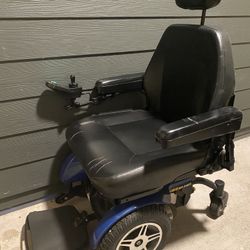 Heavy Duty Electric Wheelchair 