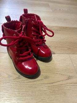 Girls Red Patent Lace-Up Boots