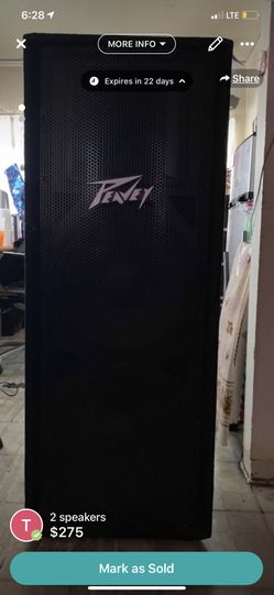 2 peavy loud speakers