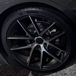 Set Of 4; Niche Targa Wheels With Tires