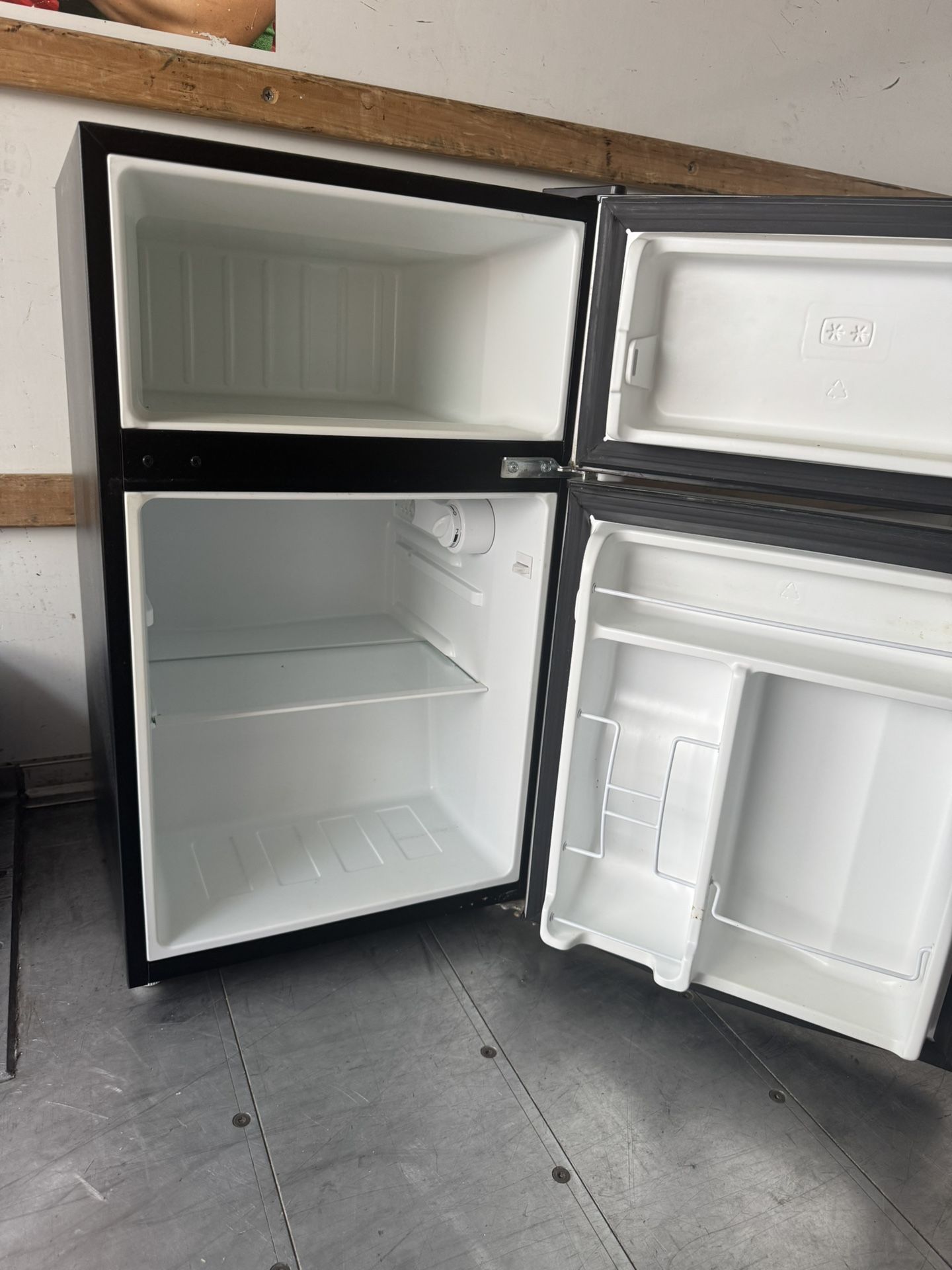 Small Refrigerator