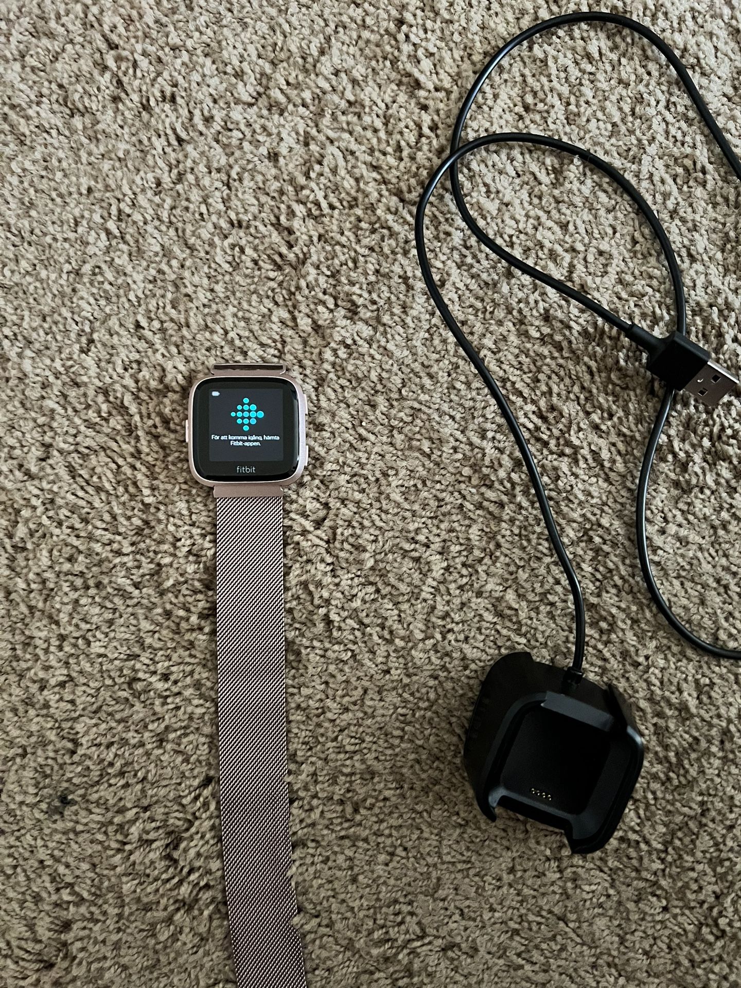 Fitbit Versa 2 - Rose Gold