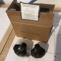 Pottery Barn Finials (Set Of 4)