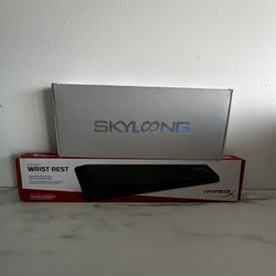 Skyloong 60% Mechanical Keyboard & HyperX Wrist Rest