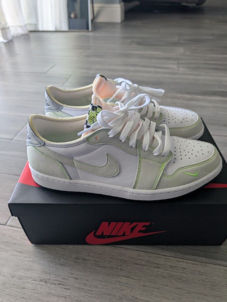 Jordan 1 Retro Low OG Ghost Green