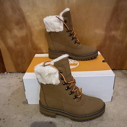 Timberland Women’s Waterproof Winter Boots (Size 6) 