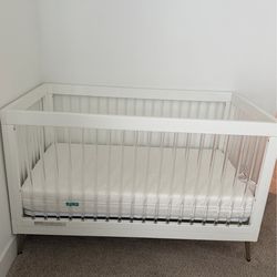 Baby crib