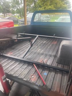 Adjustable Truck Bed Lift