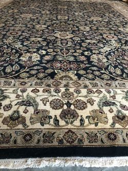 9 X 12 100% Wool Indo Persian Hand Knotted Rug 