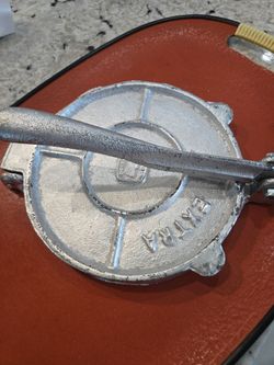 Tortilla maker/ press- Tortillero para hacer tortillas