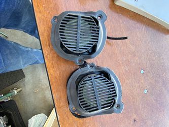 Mercedes Benz speakers 🔊