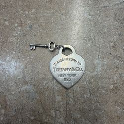 Return To Tiffany Co Charm
