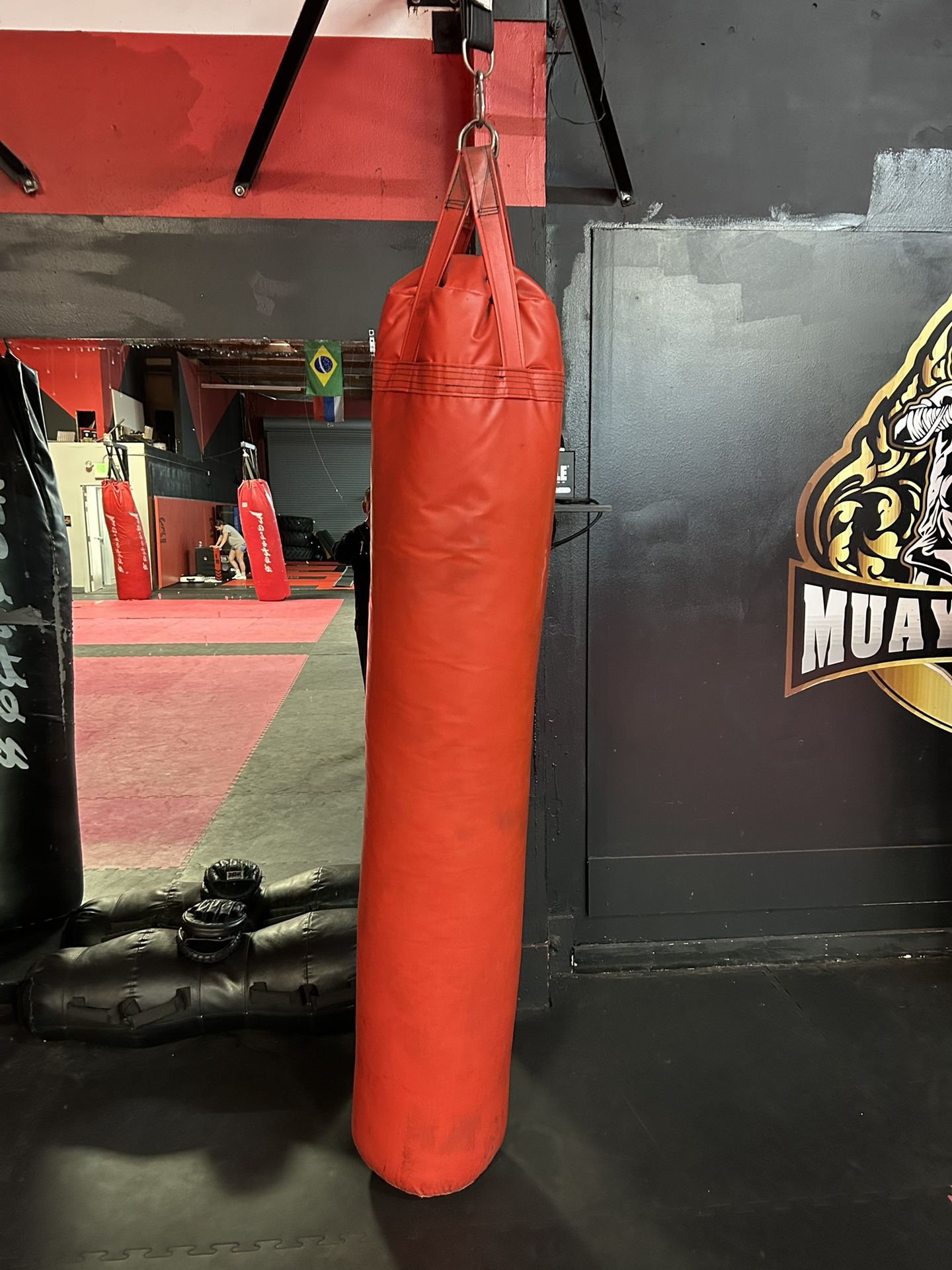 Muay Thai Heavybag