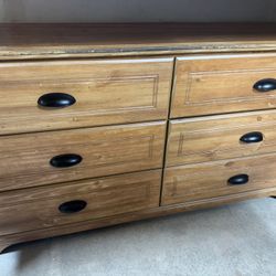 Dresser 6 Drawers