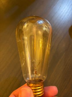 (8) Light Bulbs. All working. No longer need.