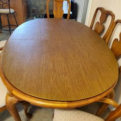 Thomasville Dining Room Set With China Cabinet