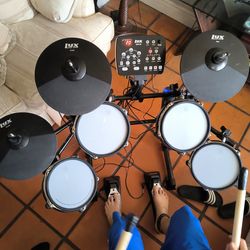 Lyxjam EDS-750 7 piece drum set with throne