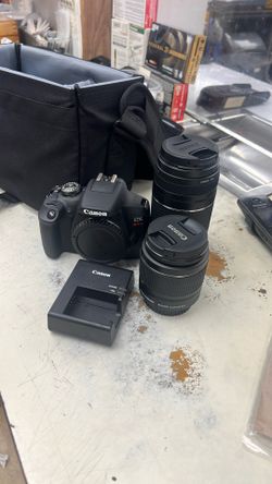 Canon Digital SLR Kit Rebel T7