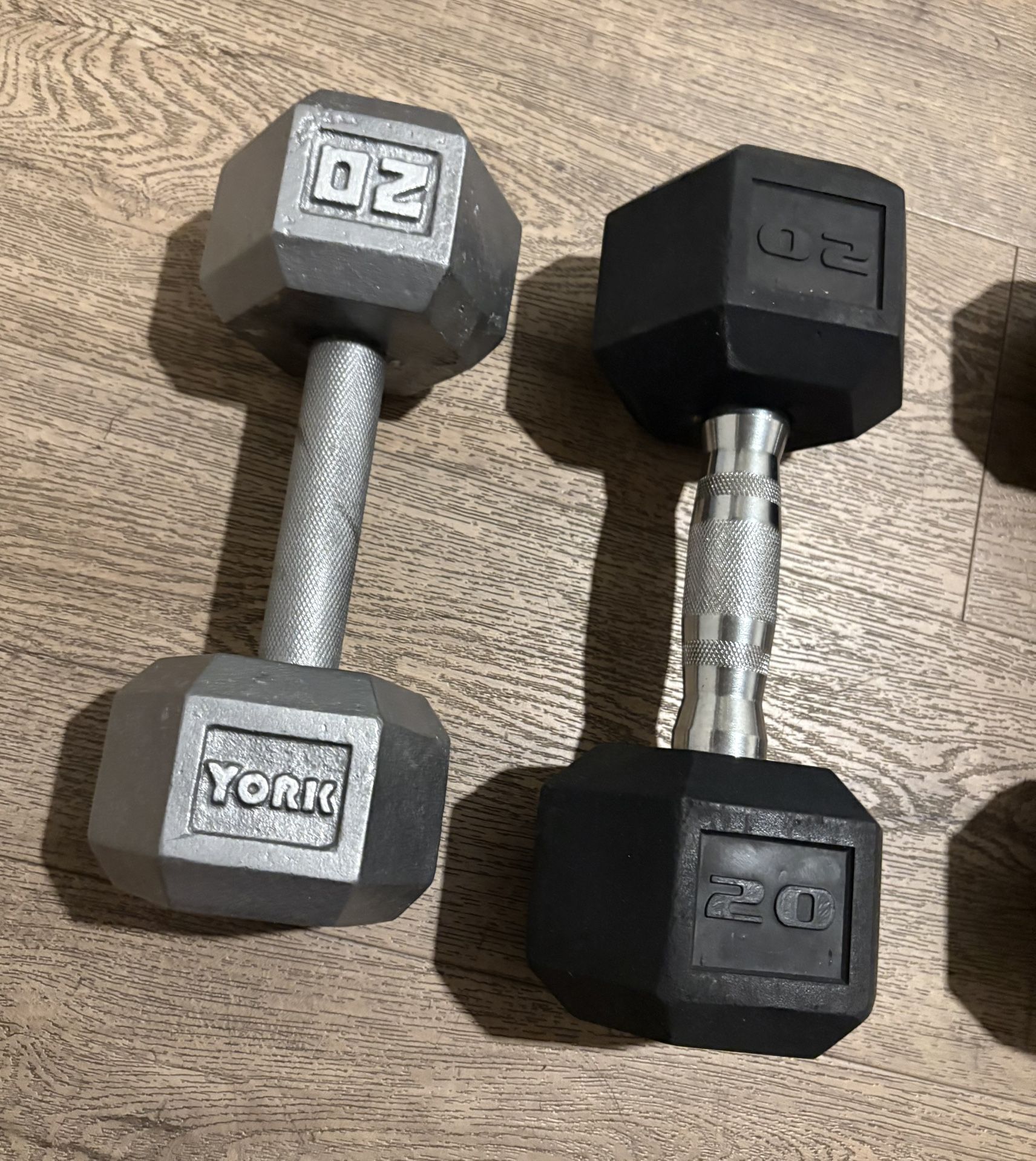 Miss-match (Iron/Iron Rubber Coat) Set Of Cast Iron Dumbbells: 20s & 30s Total: 100 lbs