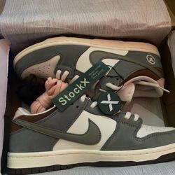 Nike SB Dunk Low