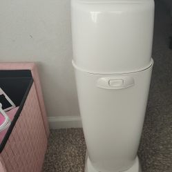 Diaper Genie 