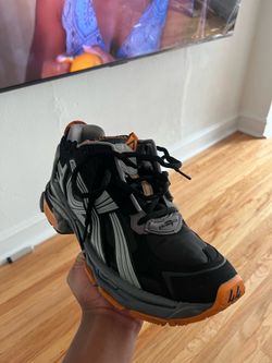BALENCIAGA RUNNER