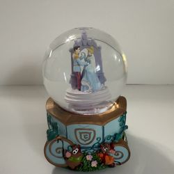 Authentic Disney Cinderella & Prince Charming Water Globe Music Box Snow Globe